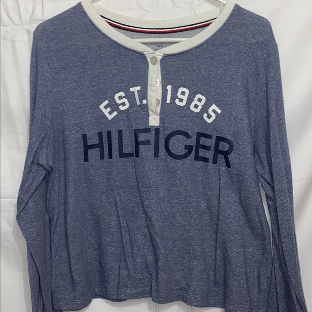 Tommy long sleeve crop top